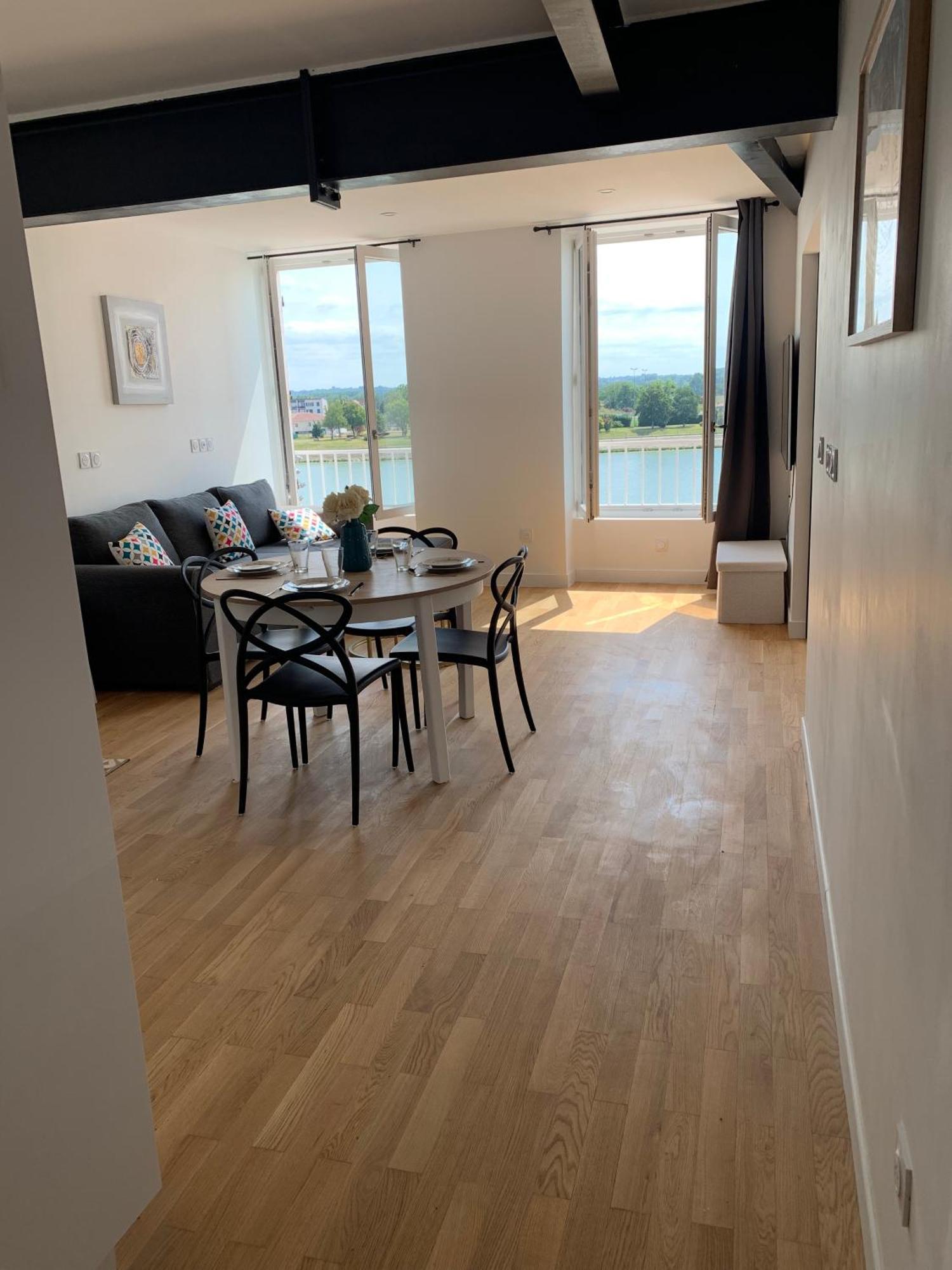 Mâcon Appartement Neuf, Vue Sur Saone מראה חיצוני תמונה