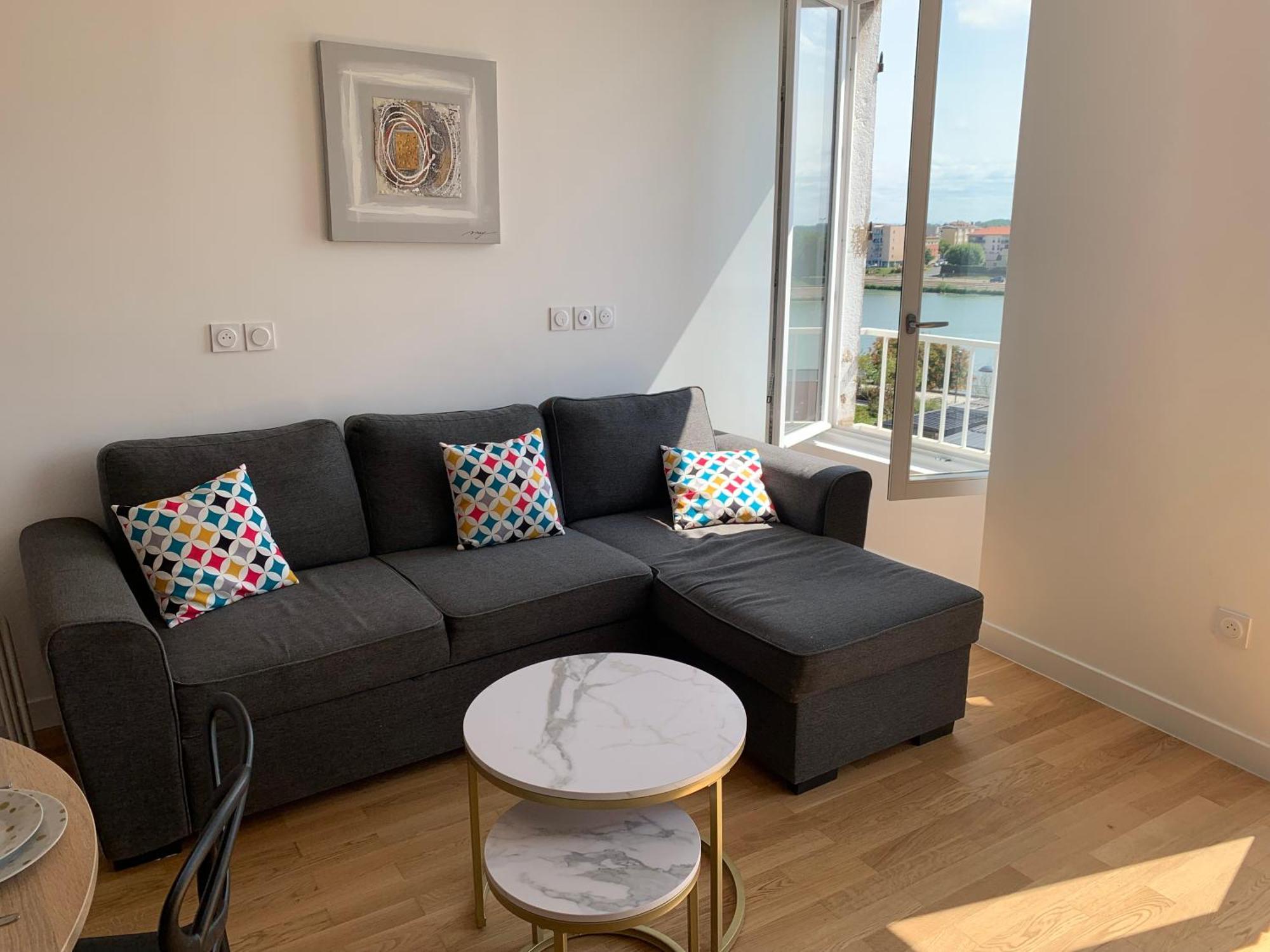 Mâcon Appartement Neuf, Vue Sur Saone מראה חיצוני תמונה